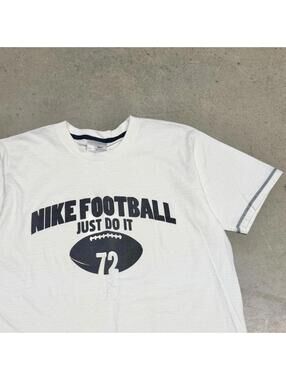 Vintage Nike Football T-Shirt Mens Medium White Navy Silver Tag Y2K 2000s